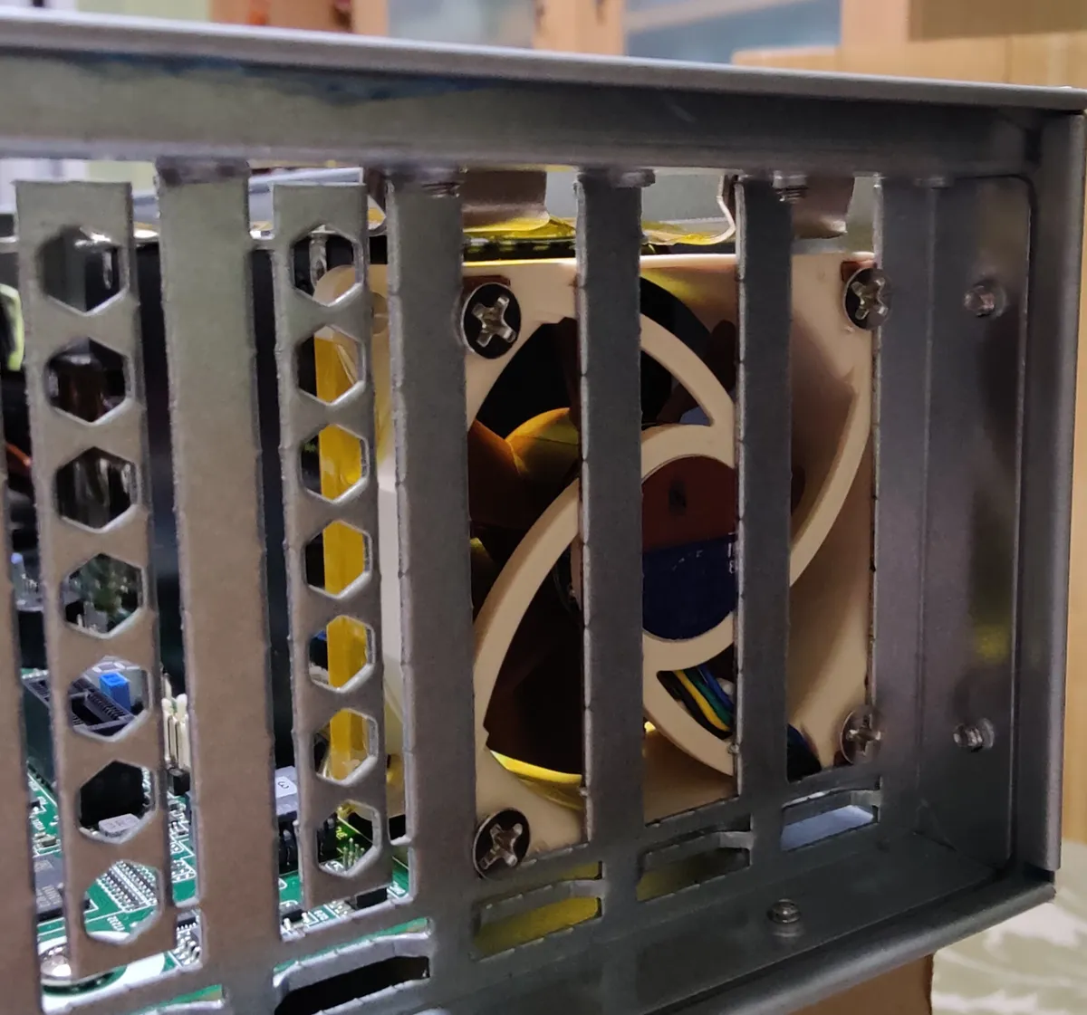 Fan for the U.2 drives as they run warm under load